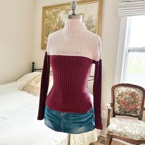 pink and burgundy ribbed turtleneck bebe size small